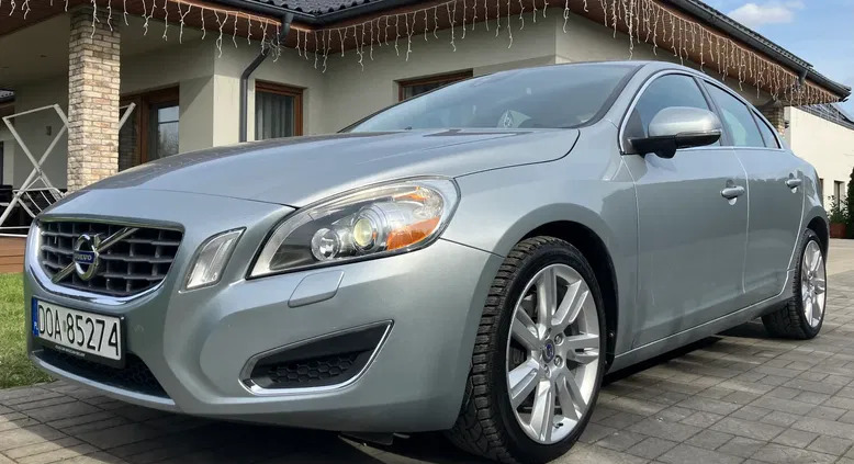 volvo dolnośląskie Volvo S60 cena 44900 przebieg: 149900, rok produkcji 2010 z Brusy